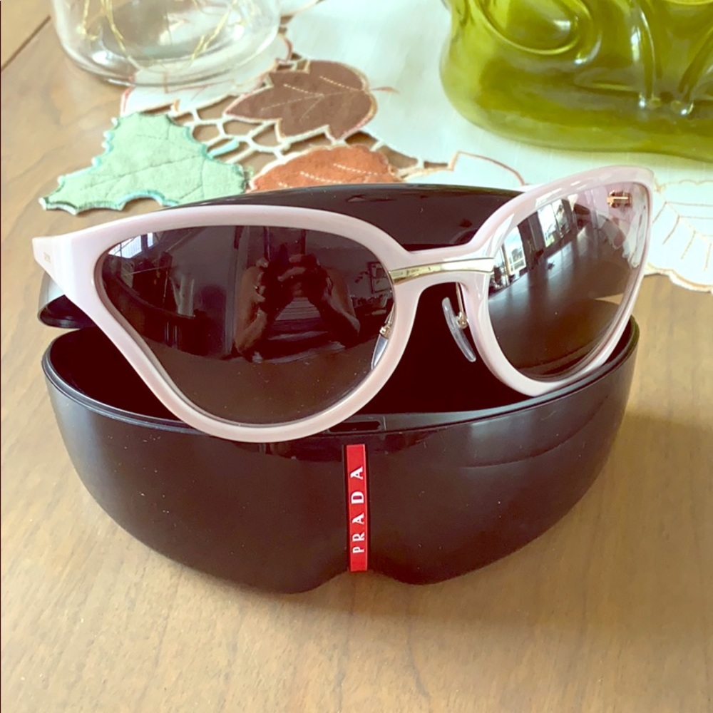 Fabulous Prada pink sunglasses new with case